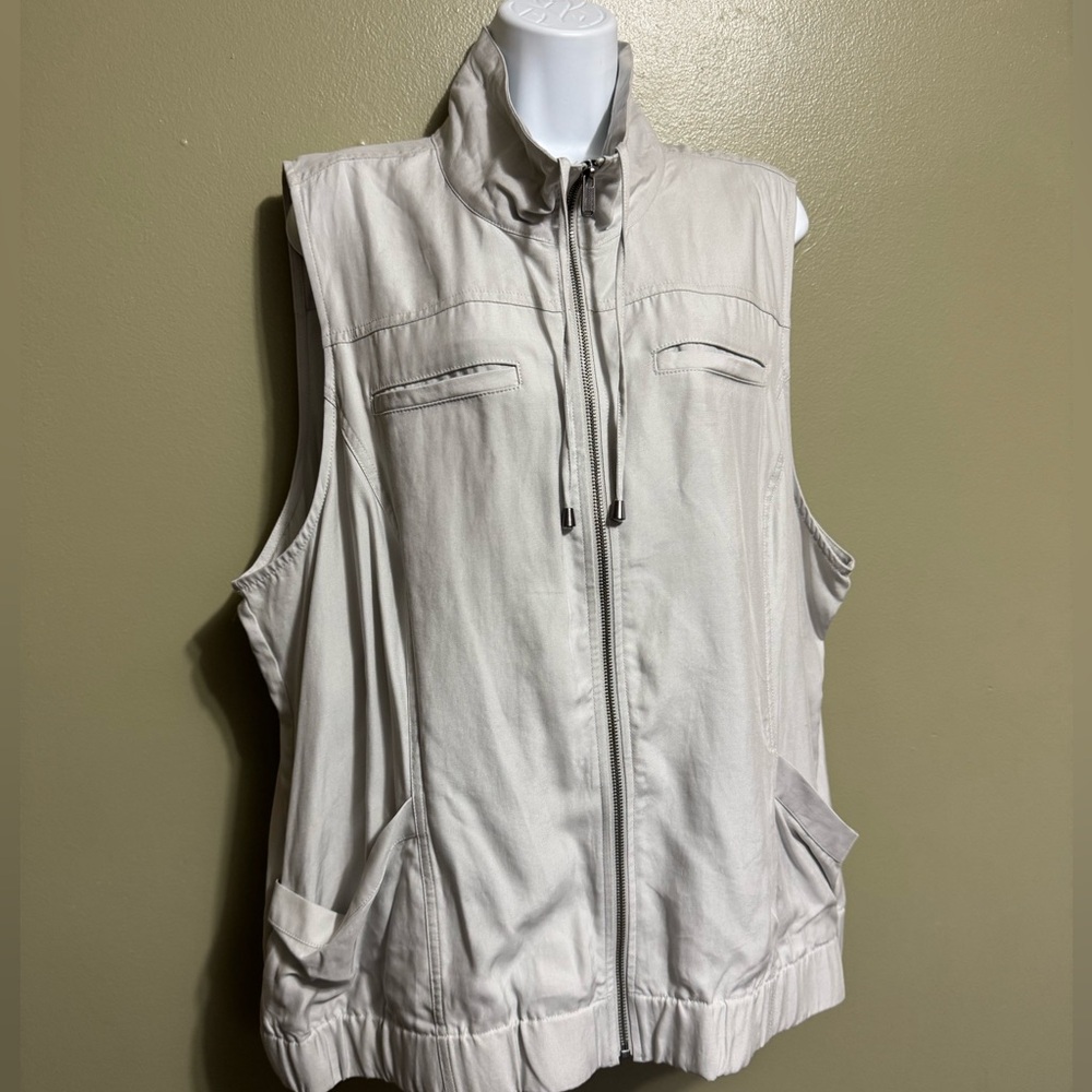 CJ Banks Vest,‎ Tan, Size 2X, NWT